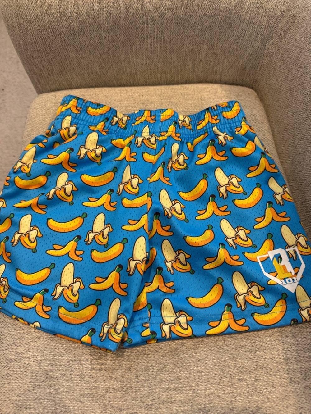 Baseball lifestyle 101 Bananas
Youth small shorts